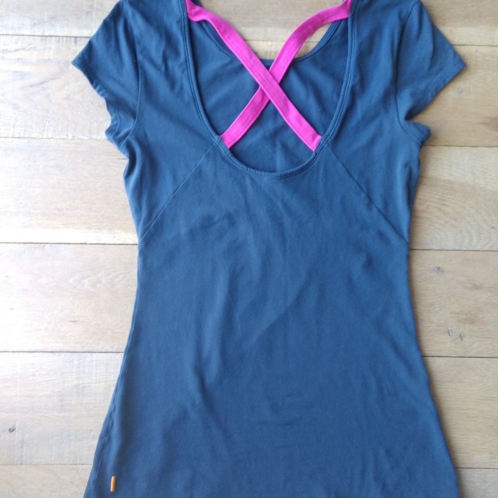 Lucy Athletic Workout Tee Criss Cross Back